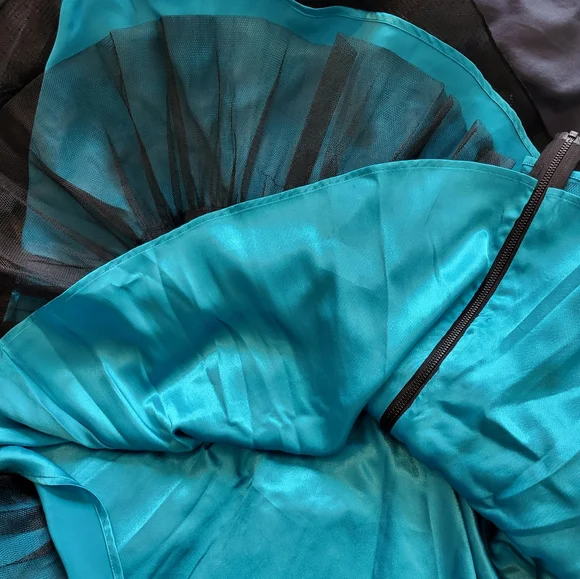 Betsy Johnson tulle party dress - Picture 10 of 10